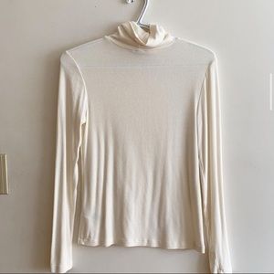 Turtle neck shirt from Dynamite